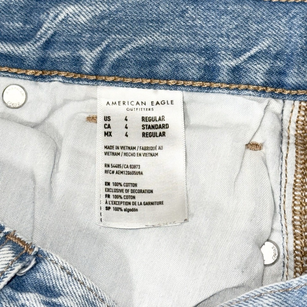 American Eagle Mom Jeans Womens Size 4 Distressed Ripped Light Wash Denim - Picture 3 of 10